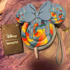 Disney Loungefly Minnie Mouse Wristlet